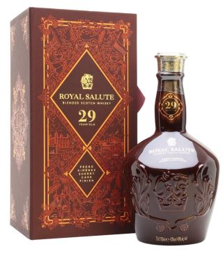 Whisky Royal Salute 32 Year Old – Tuyệt Phẩm Thời Gian Và Di Sản